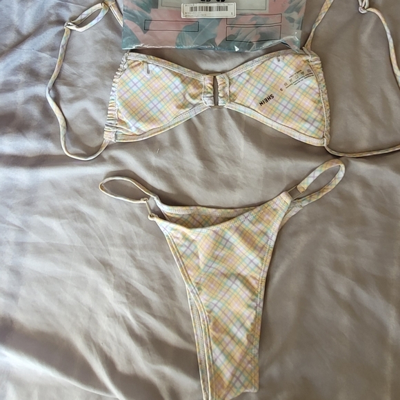 Shein 2 Piece Halter tie Bikini Swimsuit, Yellow, Size Small - Picture 2 of 3